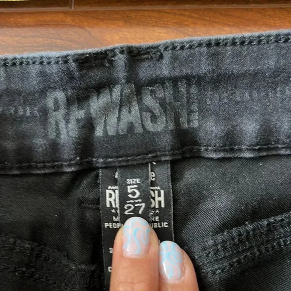 Black Skinny Jeans - Picture 7 of 9